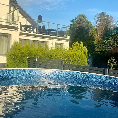 Дом отдыха In With Pool & Дзивновек